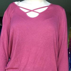 Long Sleeve Dark Pink Mudd t-shirt